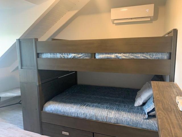 Отель Grace Bay Place Экстерьер фото