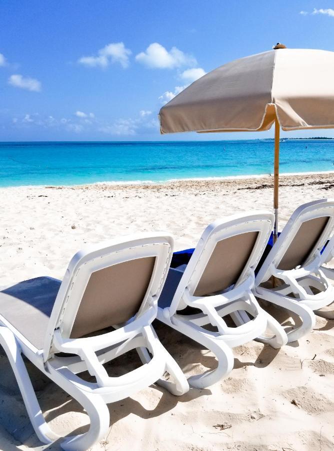 Отель Grace Bay Place Экстерьер фото